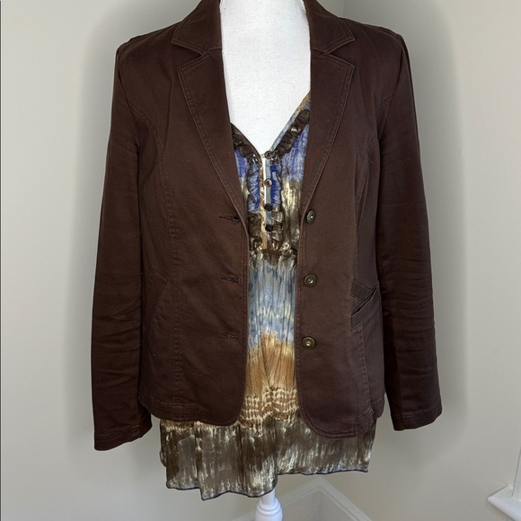 New Directions Blue and Brown Ruffle V Neck Blouse with Elastic Waist. Medium - Picture 5 of 12